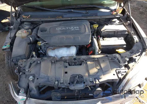 2015 Chrysler 200 Limited z USA, uszkodzony, nr VIN 1C3CCCAB3FN741880